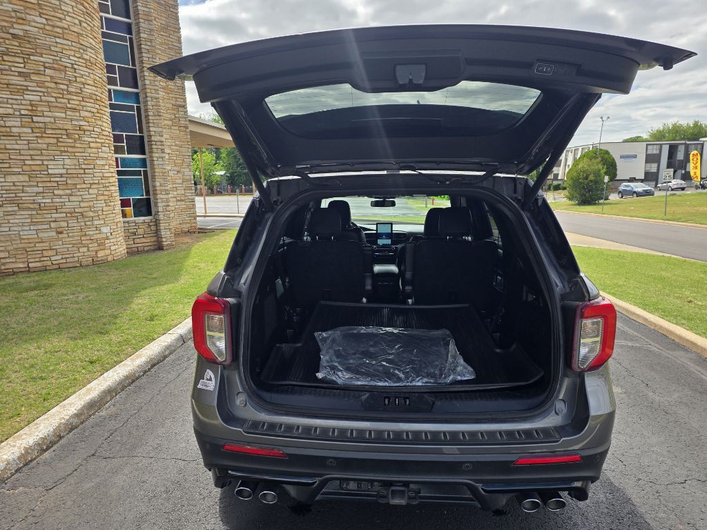 2021 Ford Explorer Image 6