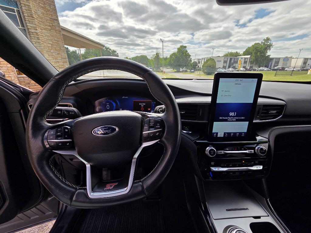 2021 Ford Explorer Image 11