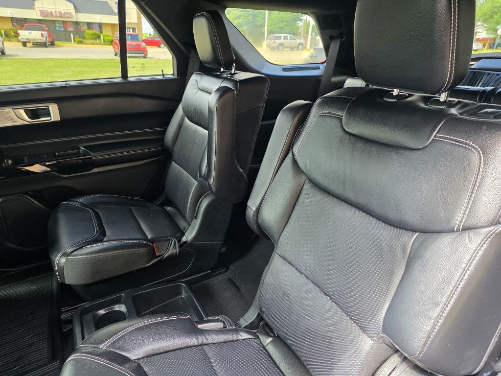 2021 Ford Explorer Image 12
