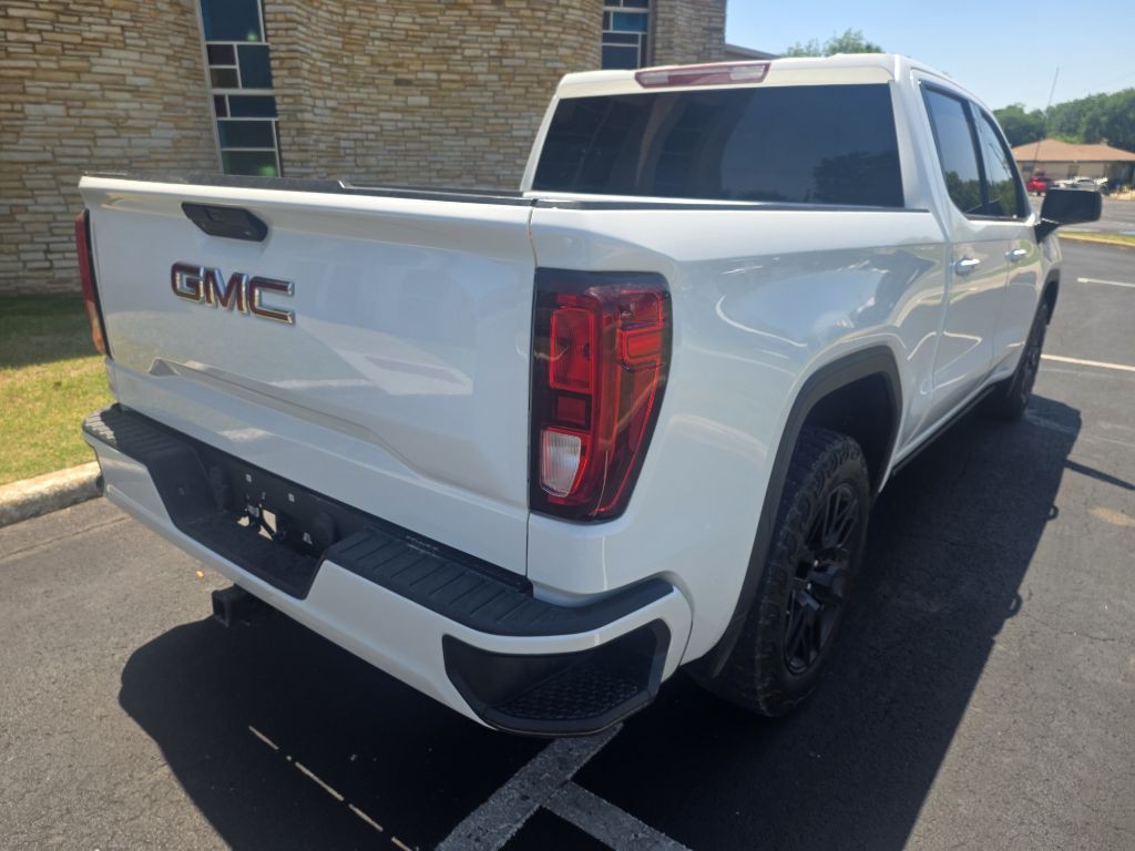 2020 GMC Sierra Image 2