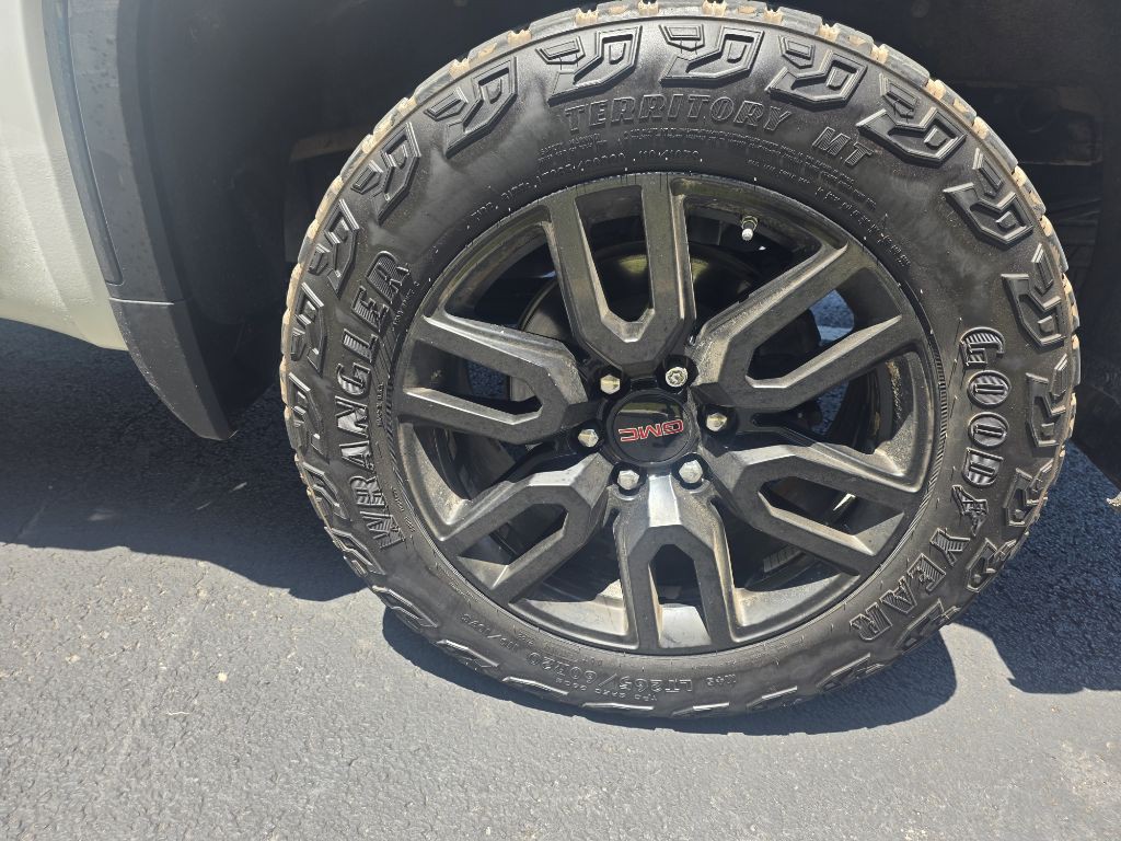 2020 GMC Sierra Image 9