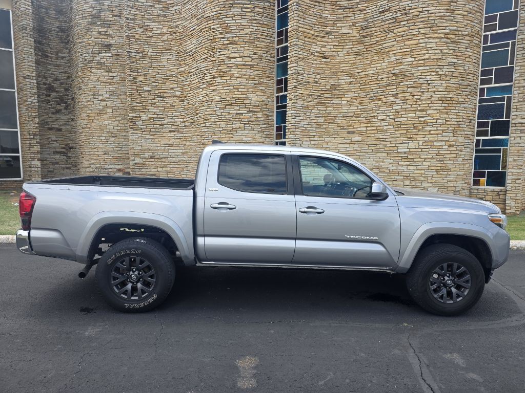 2020 Toyota Tacoma Image 4