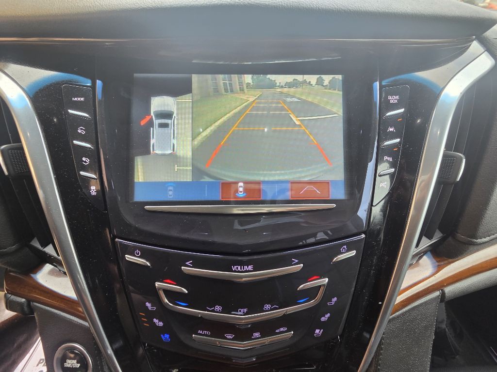 2019 Cadillac Escalade Image 17
