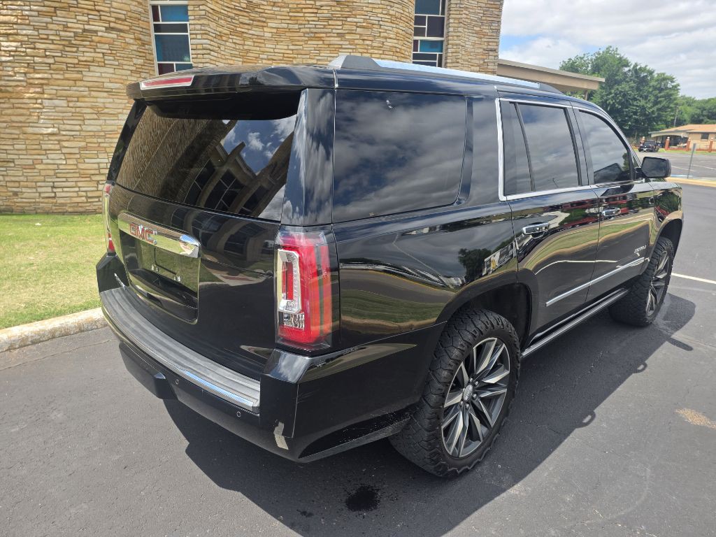 2017 GMC Yukon Image 3