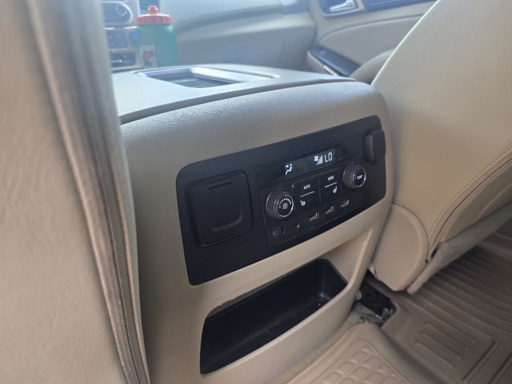2017 GMC Yukon Image 14