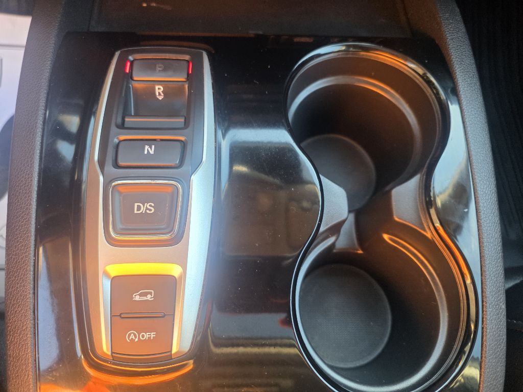 2016 Honda Pilot Image 17