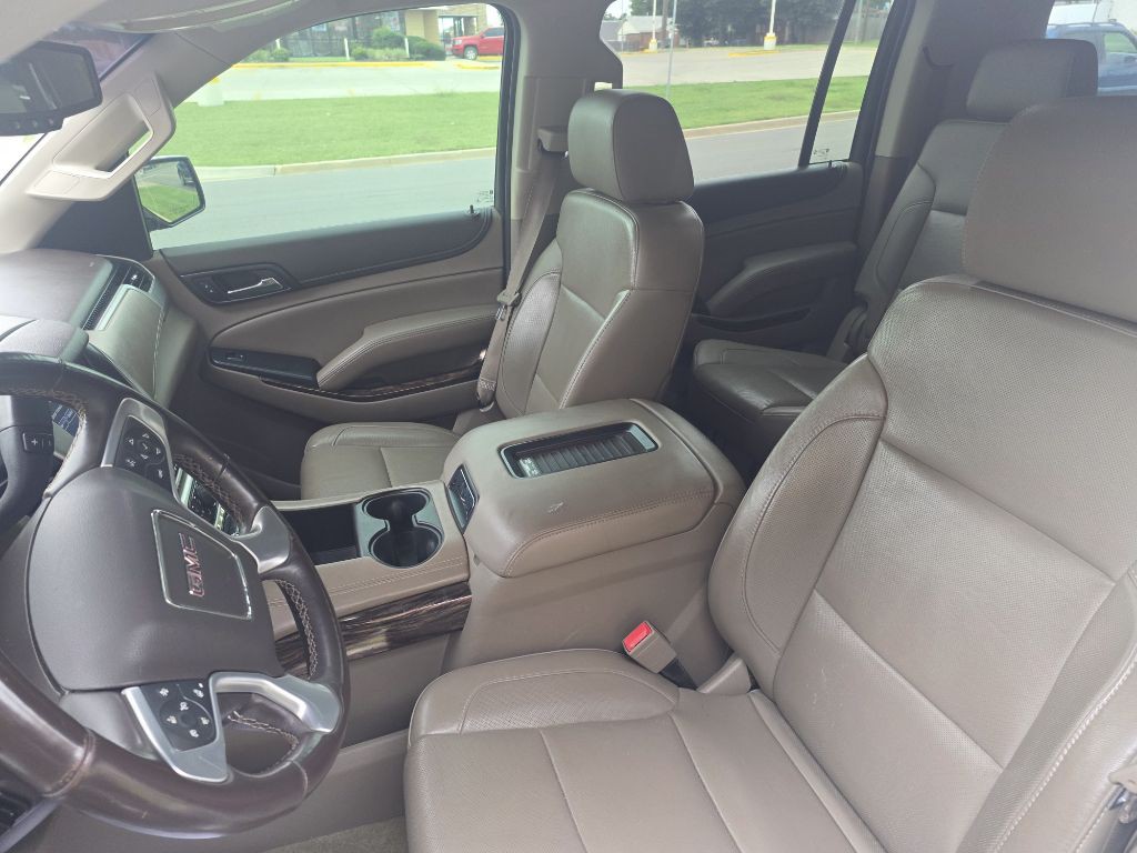 2016 GMC Yukon Image 10