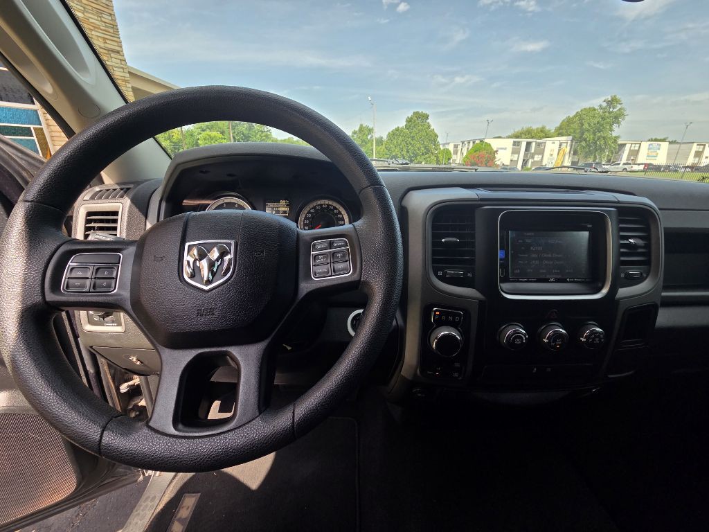 2017 RAM 1500 Image 11