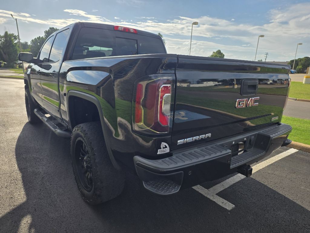 2018 GMC Sierra Image 3
