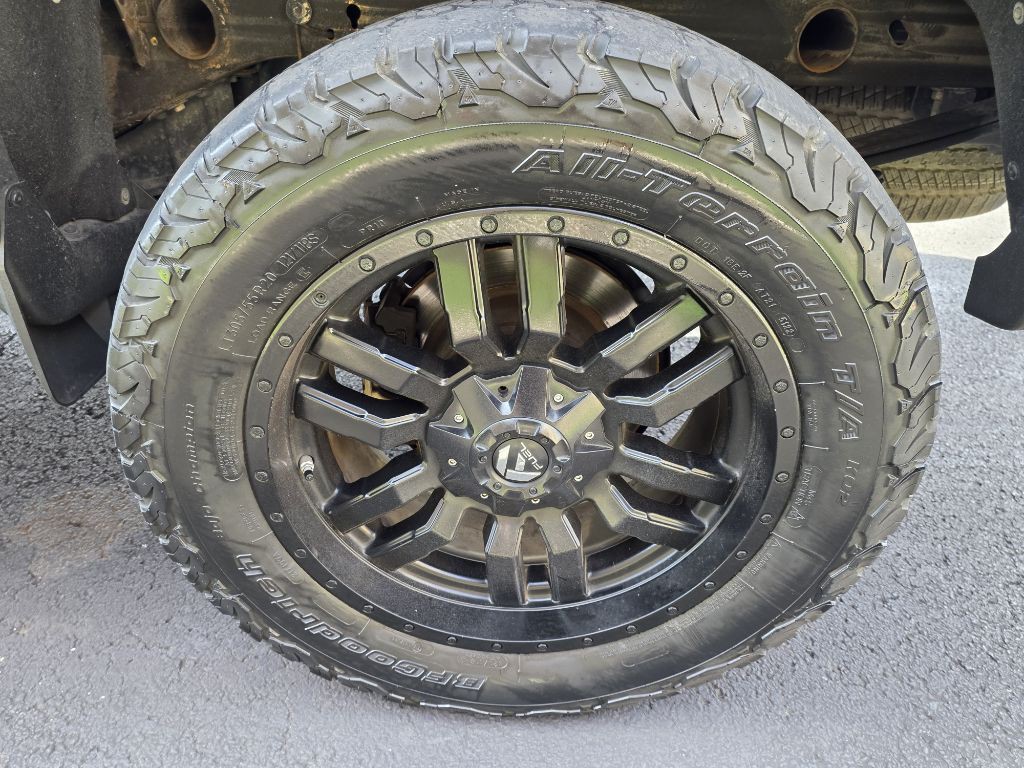 2018 GMC Sierra Image 9