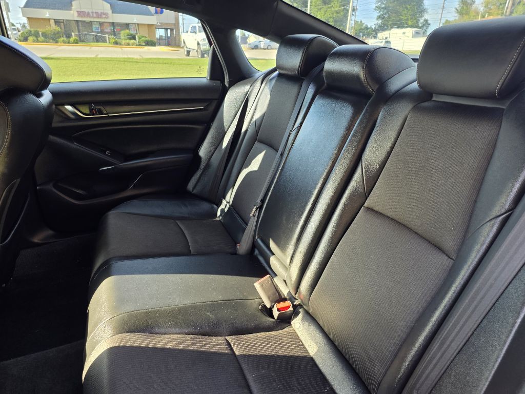 2021 Honda Accord Image 12