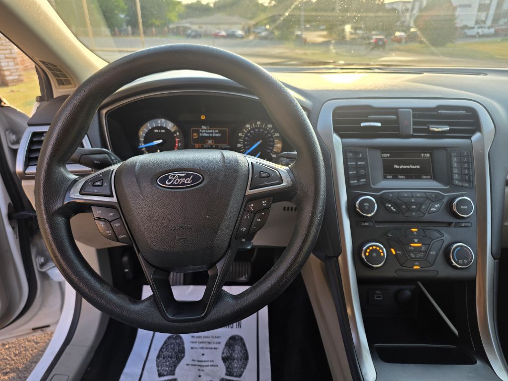 2018 Ford Fusion Image 9