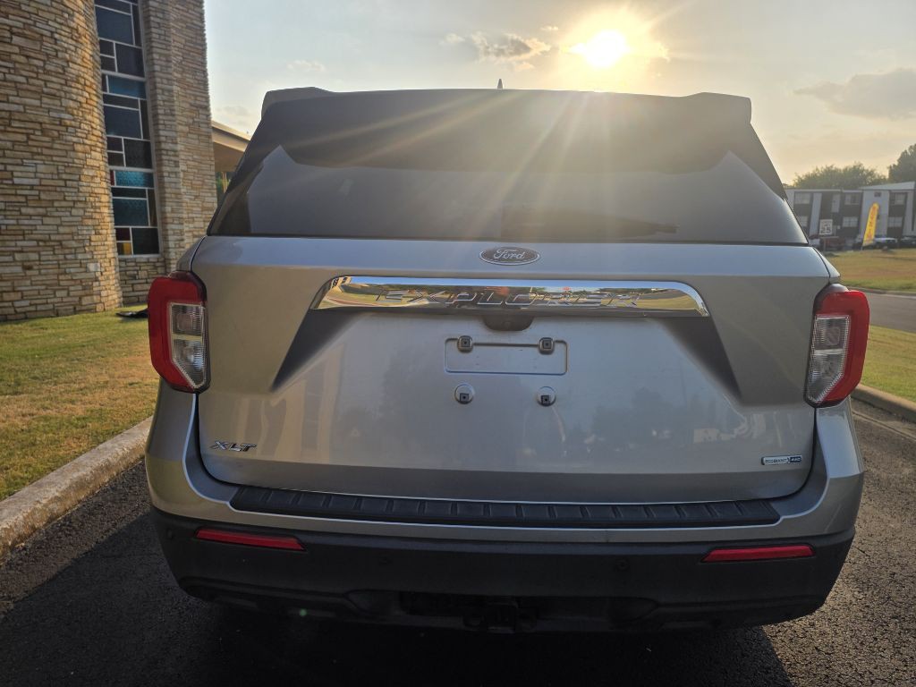 2020 Ford Explorer Image 3