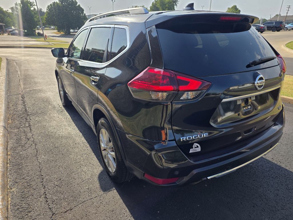 2019 Nissan Rogue Image 9