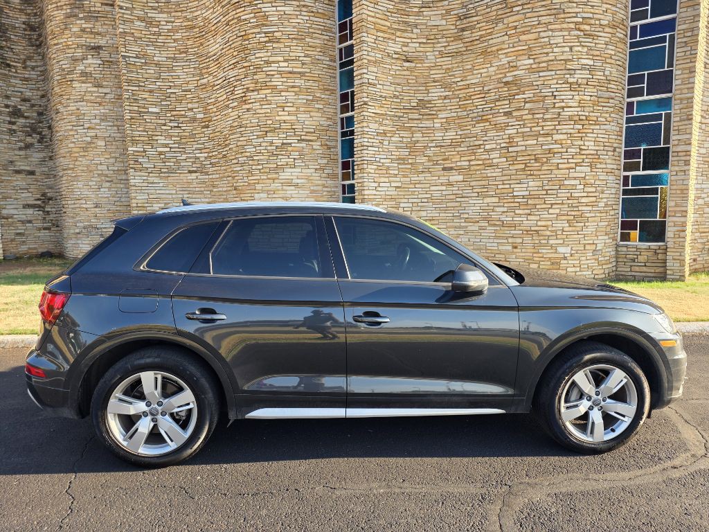 2018 Audi Q5 Image 2