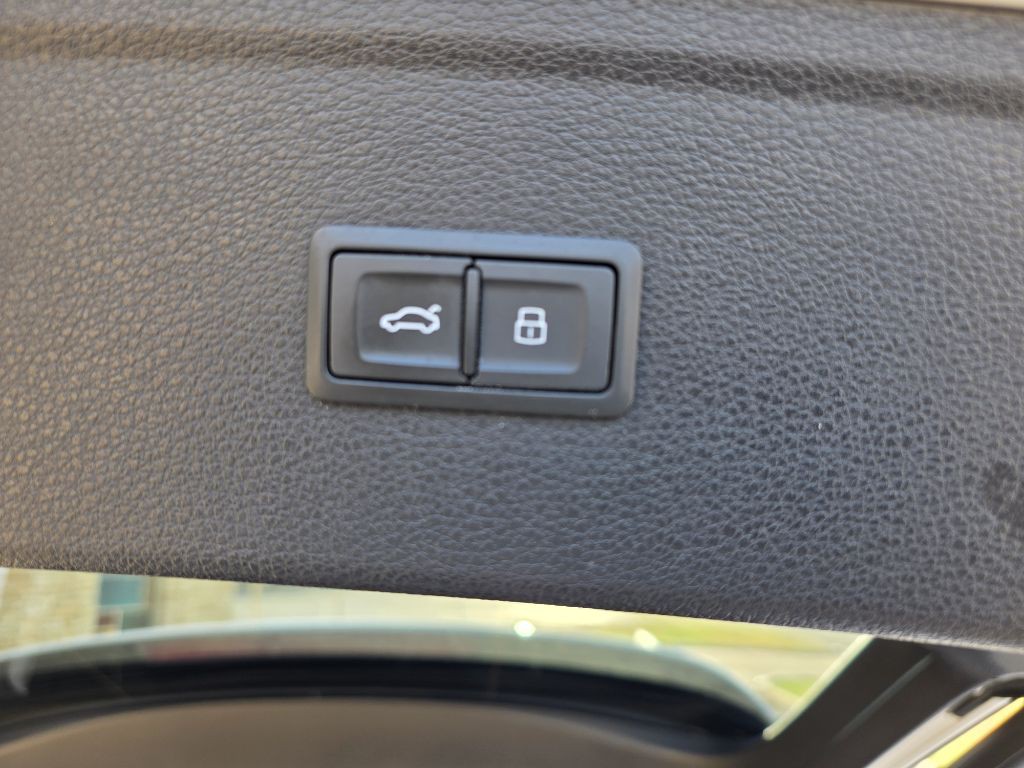 2018 Audi Q5 Image 17