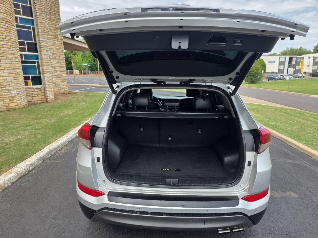 2016 Hyundai Tucson Image 6