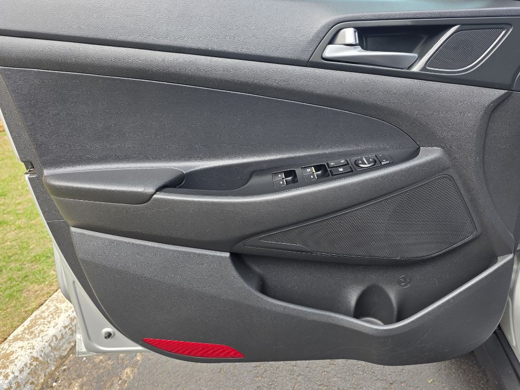 2016 Hyundai Tucson Image 13