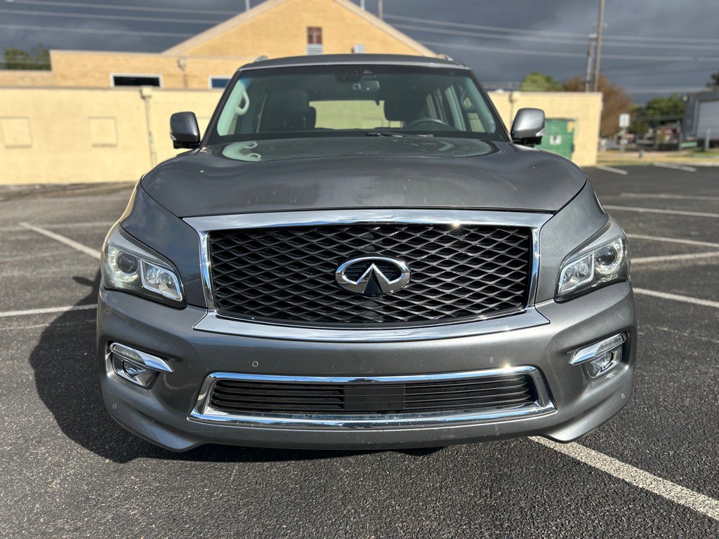 2017 INFINITI QX80 Image 2