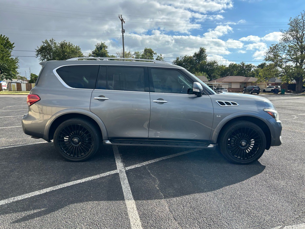 2017 INFINITI QX80 Image 4