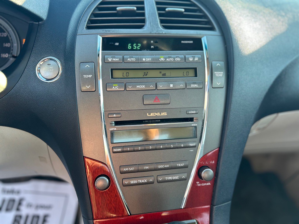 2009 Lexus ES Image 11