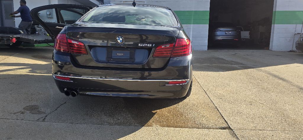 2016 BMW 5 Series Image 5