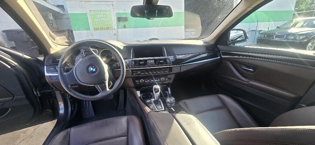2016 BMW 5 Series Image 12
