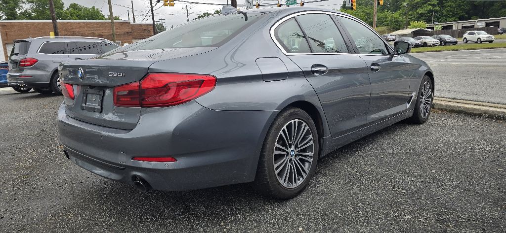 2017 BMW 5 Series Image 5