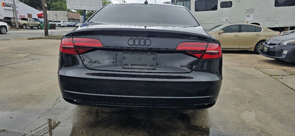 2017 Audi A8 Image 10