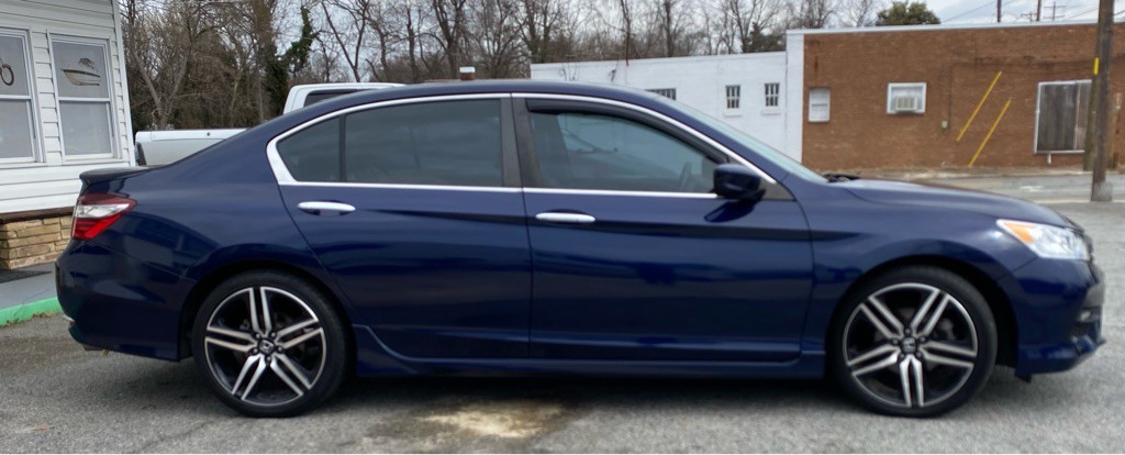 2017 Honda Accord Image 4