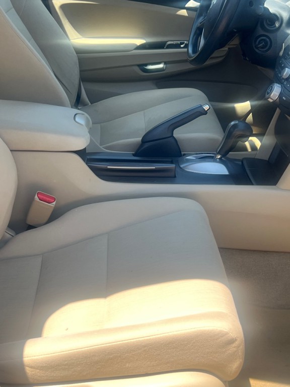 2012 Honda Accord Image 4