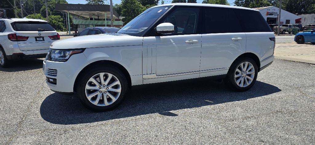 2016 Land Rover Range Rover Image 2