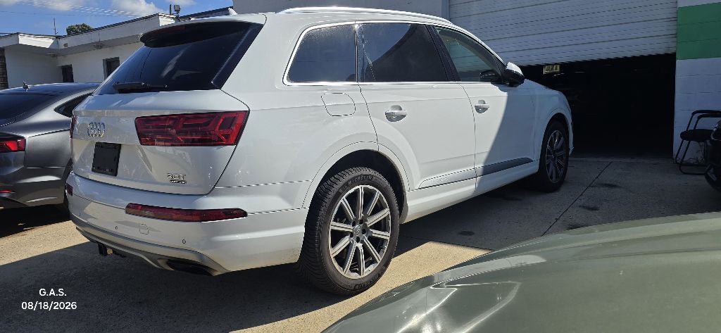 2018 Audi Q7 Image 6