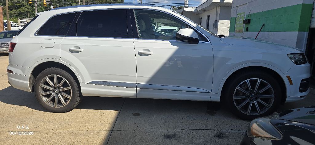 2018 Audi Q7 Image 10