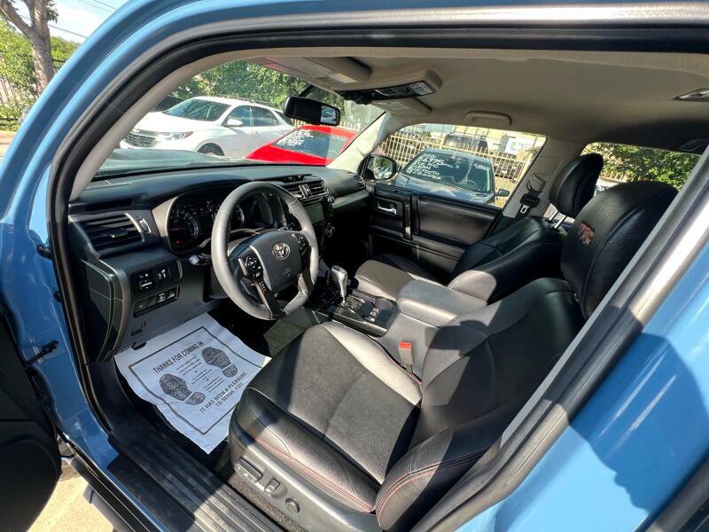 2018 Toyota 4Runner Image 13