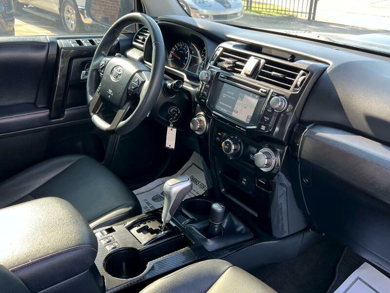 2018 Toyota 4Runner Image 22