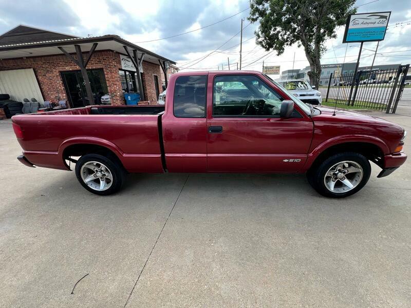 2003 Chevrolet S10 Image 13