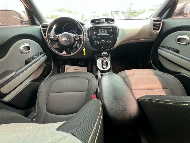 2016 Kia Soul Image 11