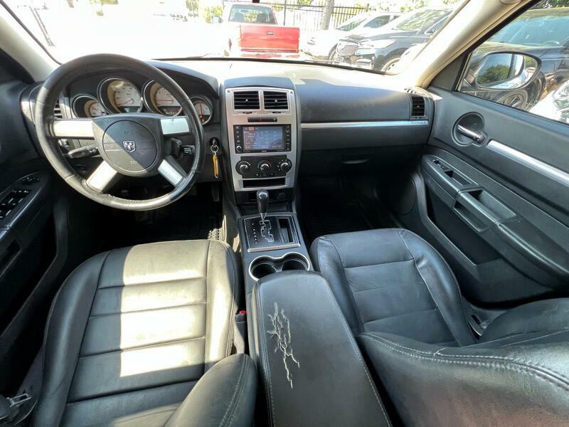 2009 Dodge Charger Image 16