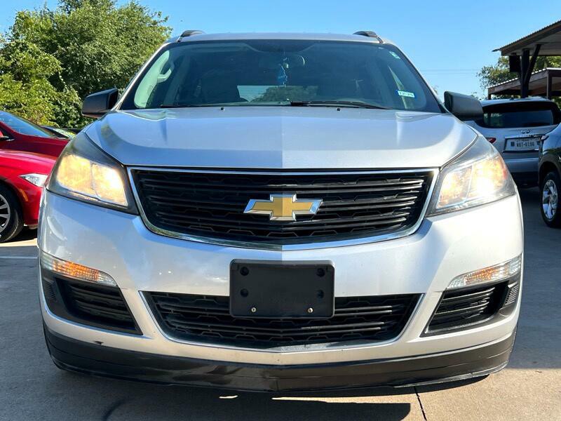 2014 Chevrolet Traverse Image 2