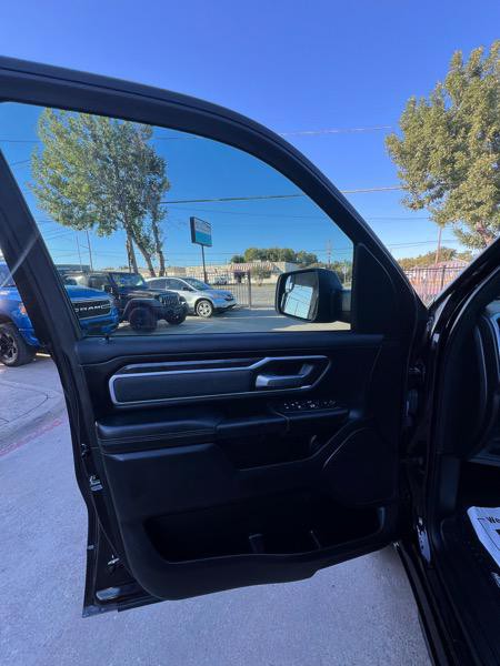 2019 RAM 1500 Image 12