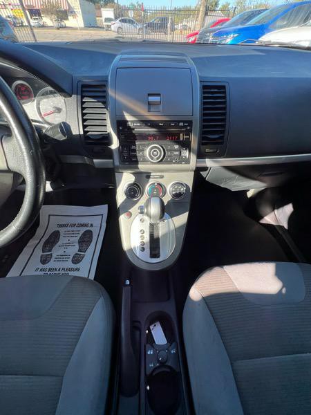 2012 Nissan Sentra Image 13