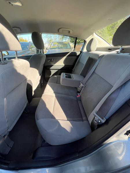 2012 Nissan Sentra Image 16