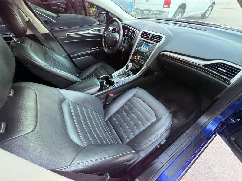 2014 Ford Fusion Image 23