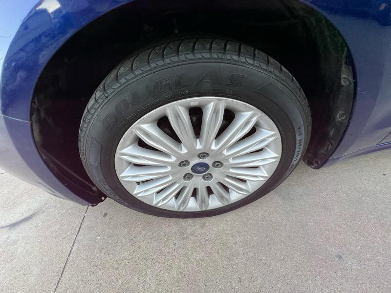 2014 Ford Fusion Image 25