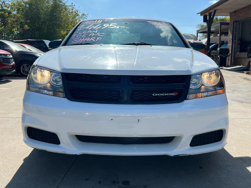 2014 Dodge Avenger Image 2