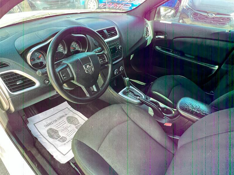 2014 Dodge Avenger Image 13