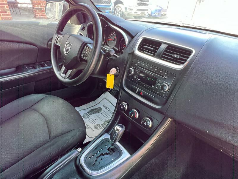 2014 Dodge Avenger Image 19