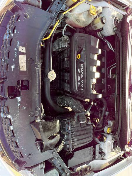 2014 Dodge Avenger Image 21