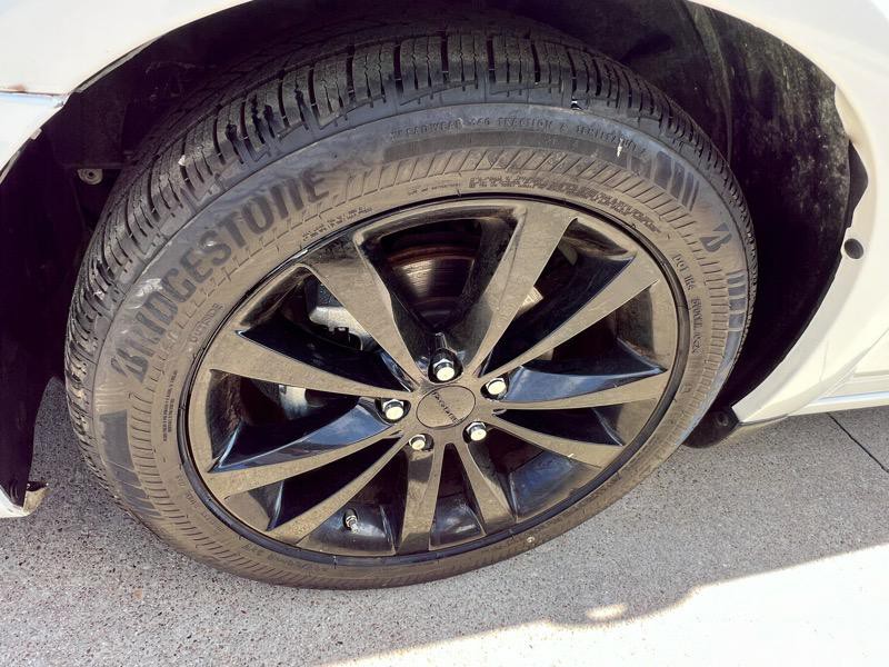 2014 Dodge Avenger Image 22